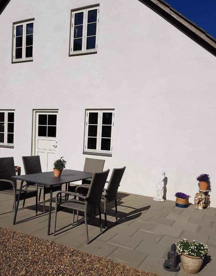Skovlund Apartments Bredsten  ภายนอก รูปภาพ